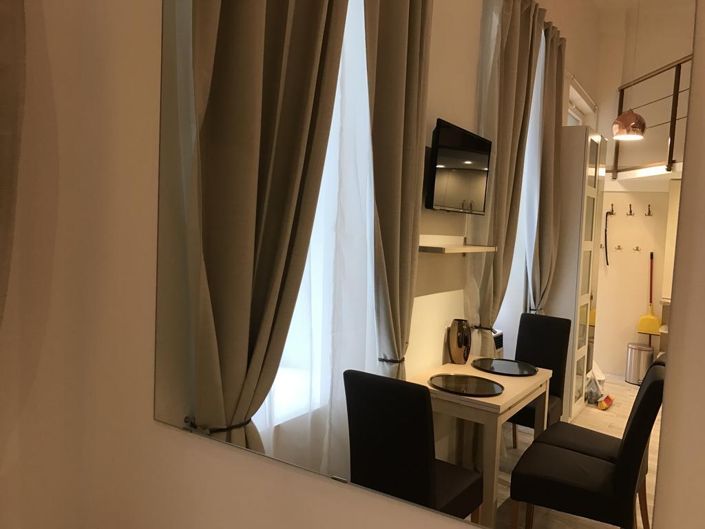 Goldcentral Apartment Gozsdu บูดาเปสต์ ภายนอก รูปภาพ