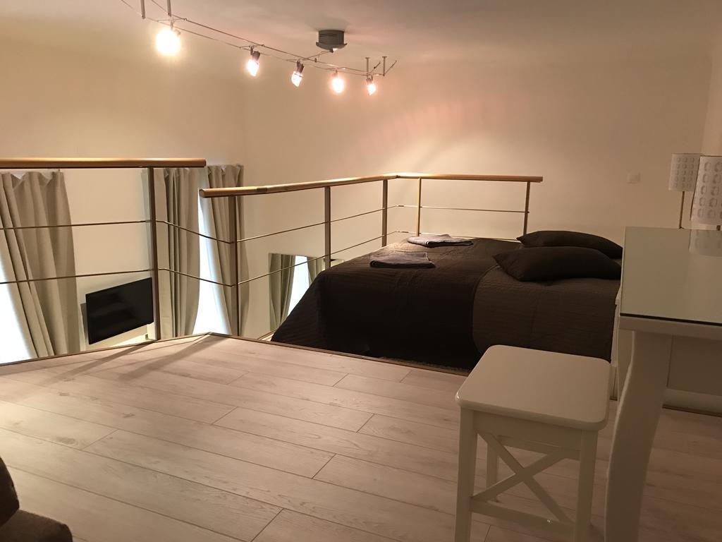 Goldcentral Apartment Gozsdu บูดาเปสต์ ภายนอก รูปภาพ